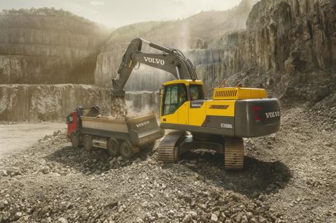 Когда лучше гусеничные экскаваторы