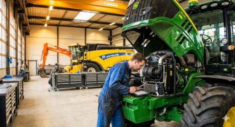 «Дизель Центр» — сервисный центр по ремонту и техническому обслуживанию сельскохозяйственной и специальной техники