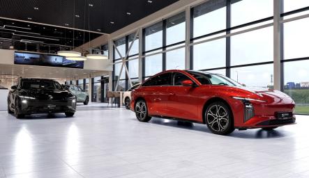 В Беларусь приехал электрический лифтбек Forthing S7 EVO. Названа цены
