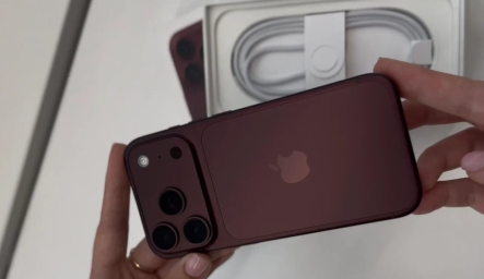 iPhone 18 Pro уже в продаже в Беларуси. Есть даже бордовый